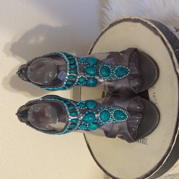 - Carlos Santana leather stilettos - Picture 2 of 10